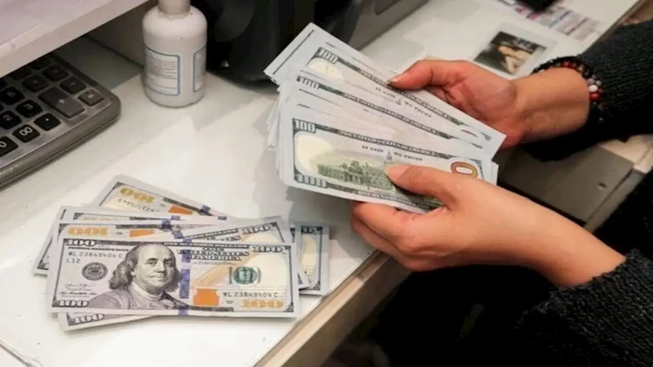 تراجع ضغوط تعاملات الإنتربنك للدولار في مصر بنسبة 60% خلال أسبوع واحد